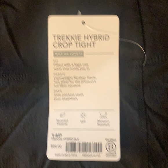 ATHLETA Trekkie Hybrid Crop Tight Black NWT - Picture 3 of 3